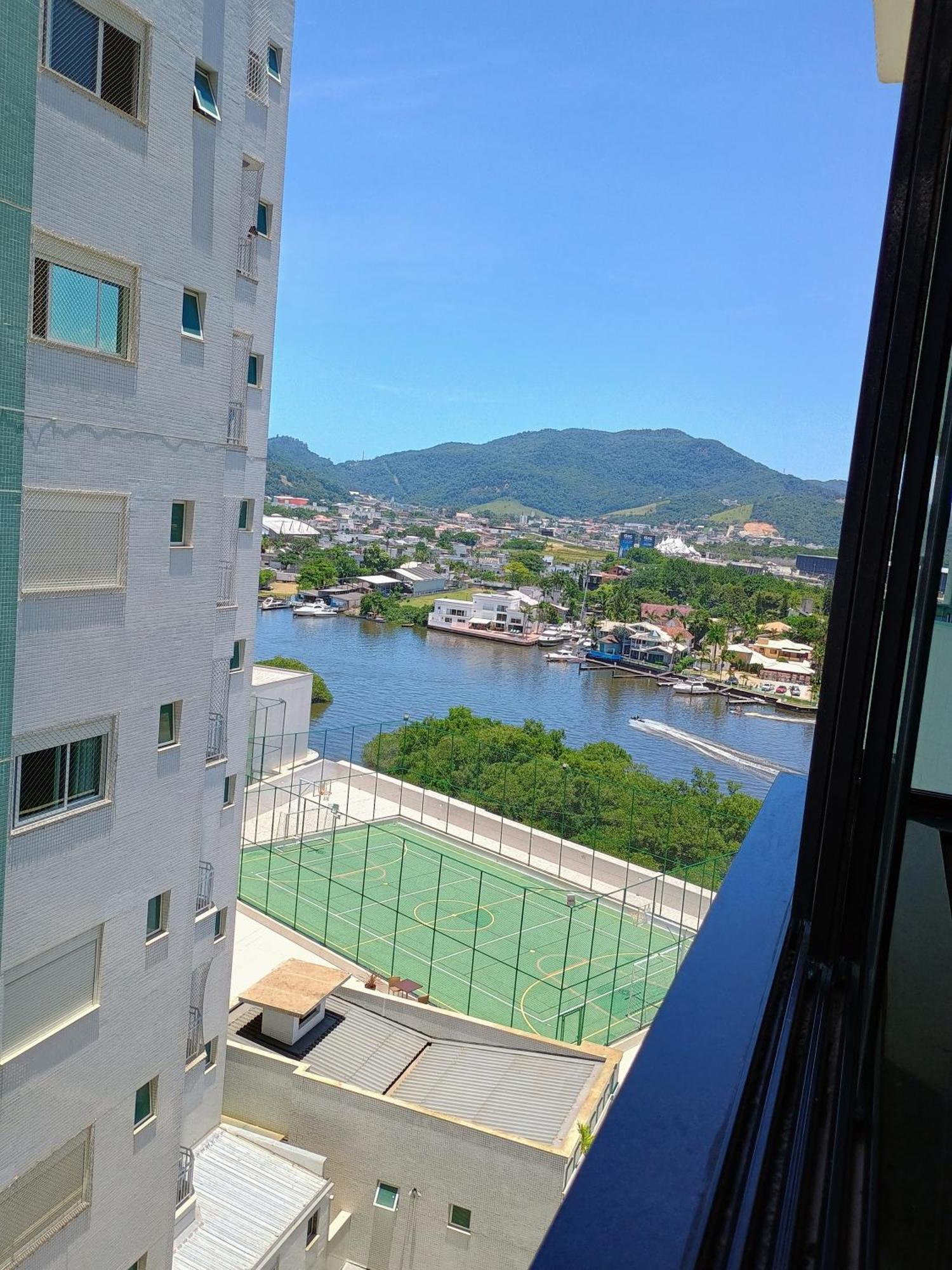 شقة Excelente Ap Pe Na Areia Vista Mar Balneário Camboriú المظهر الخارجي الصورة